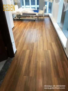 vinyl floor looks like wood for hospital